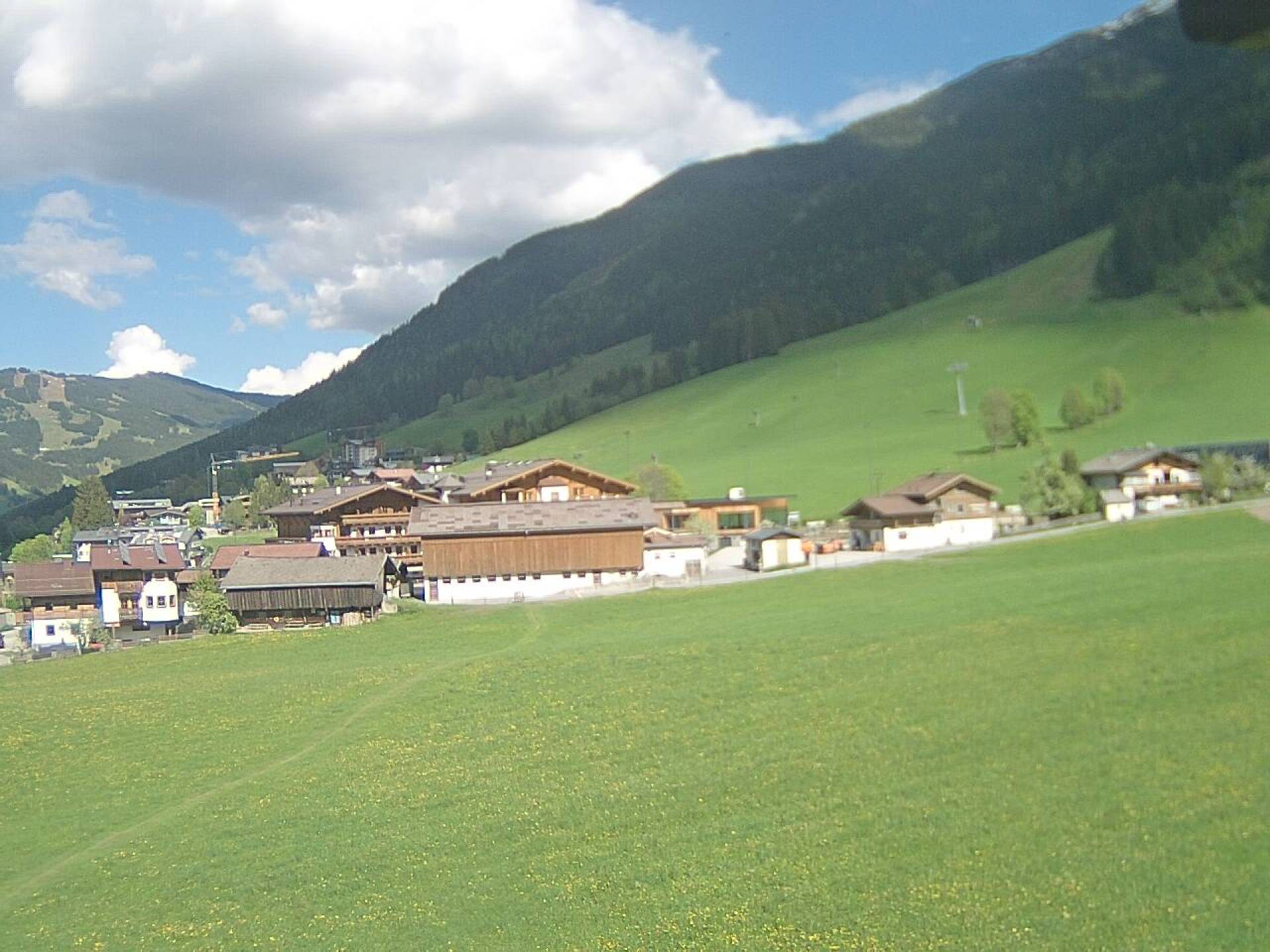 16:15